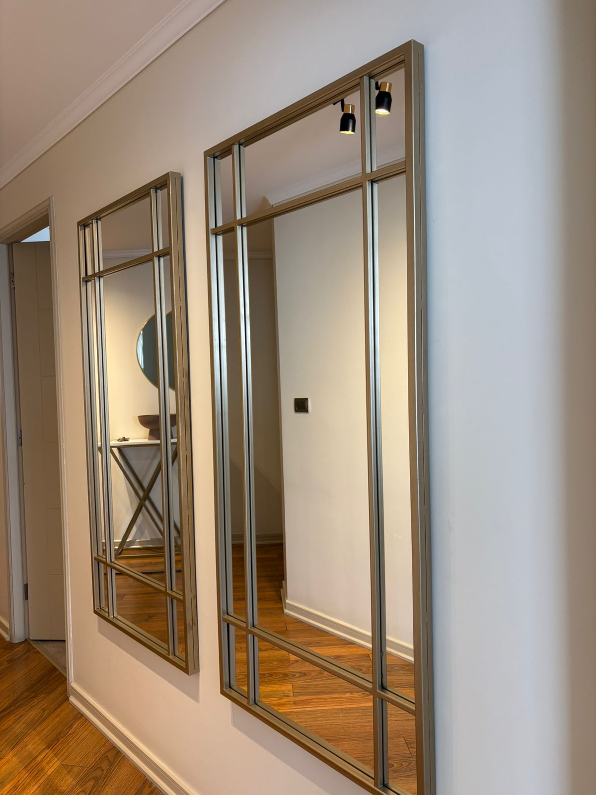 ESPEJO – Marco Negro Industrial con Divisiones