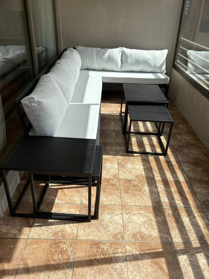 Juego de Terraza 4 – Diseño en L + Mesas Nido Laterales y Central