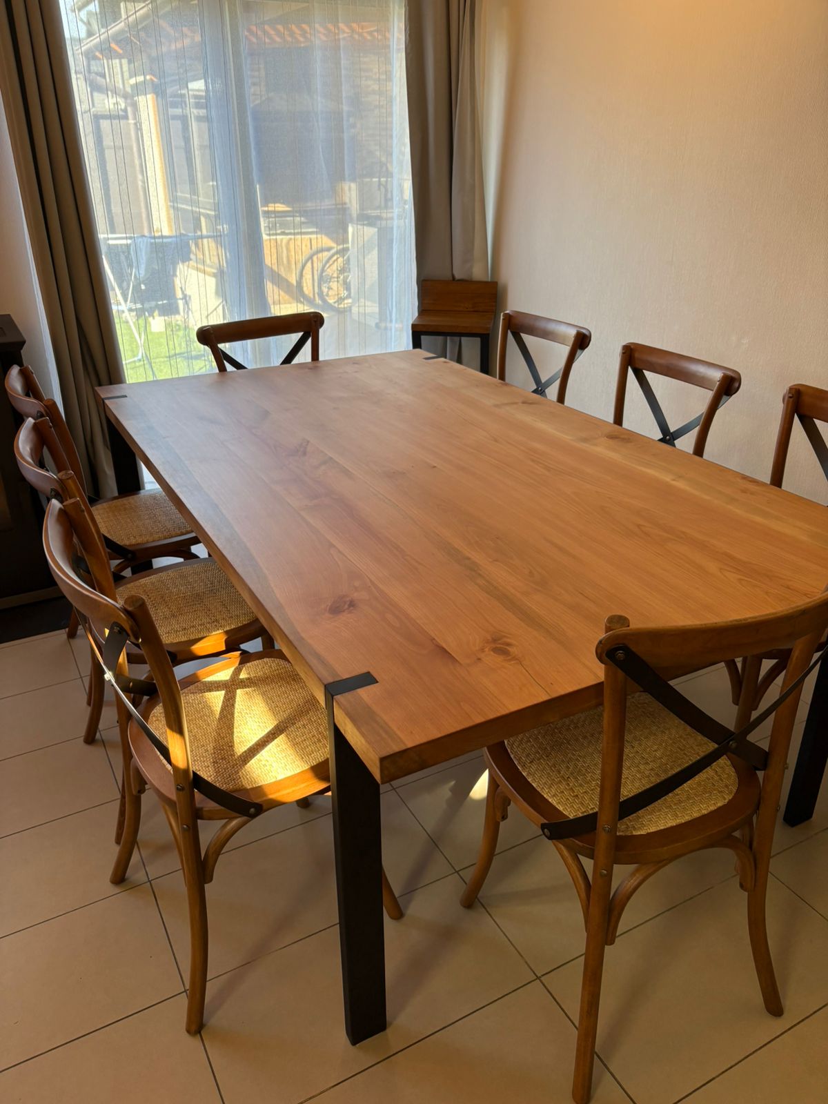 MESA DE RAULÍ – 45 mm Macizo + Base Metálica Premium