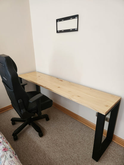 ESCRITORIO CORCHETE – 180×60×75 cm – Pino Radiata 30 mm + Estructura Metálica