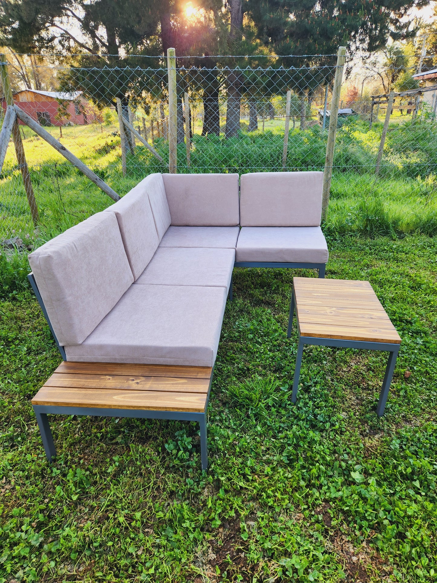 Juego de Terraza a Medida – Diseño Modular, Cómodo y Versátil