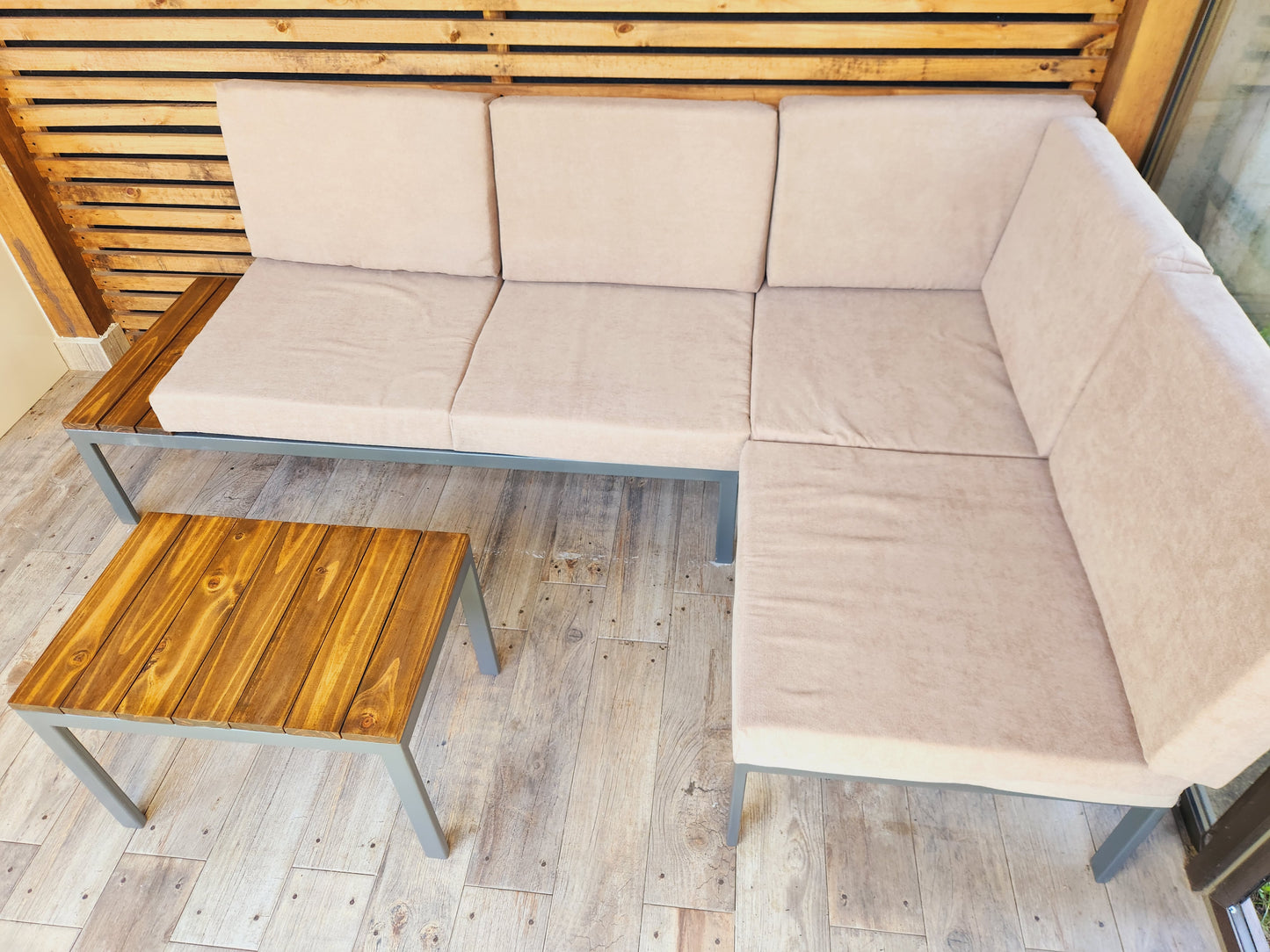 Juego de Terraza a Medida – Diseño Modular, Cómodo y Versátil