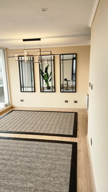 ESPEJO – Marco Negro con Diseño Modular Vertical