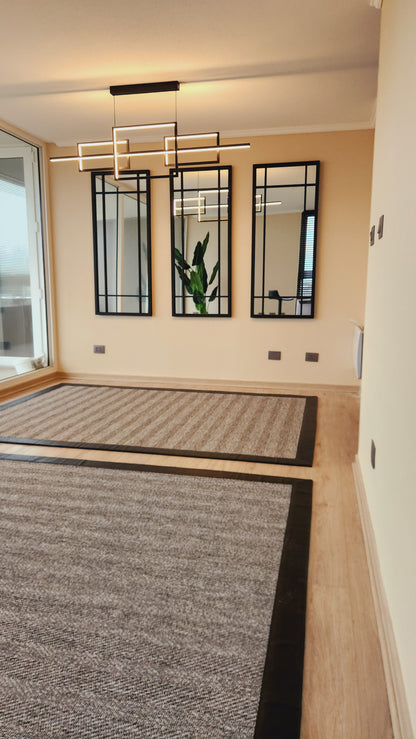 ESPEJO – Marco Negro con Diseño Modular Vertical