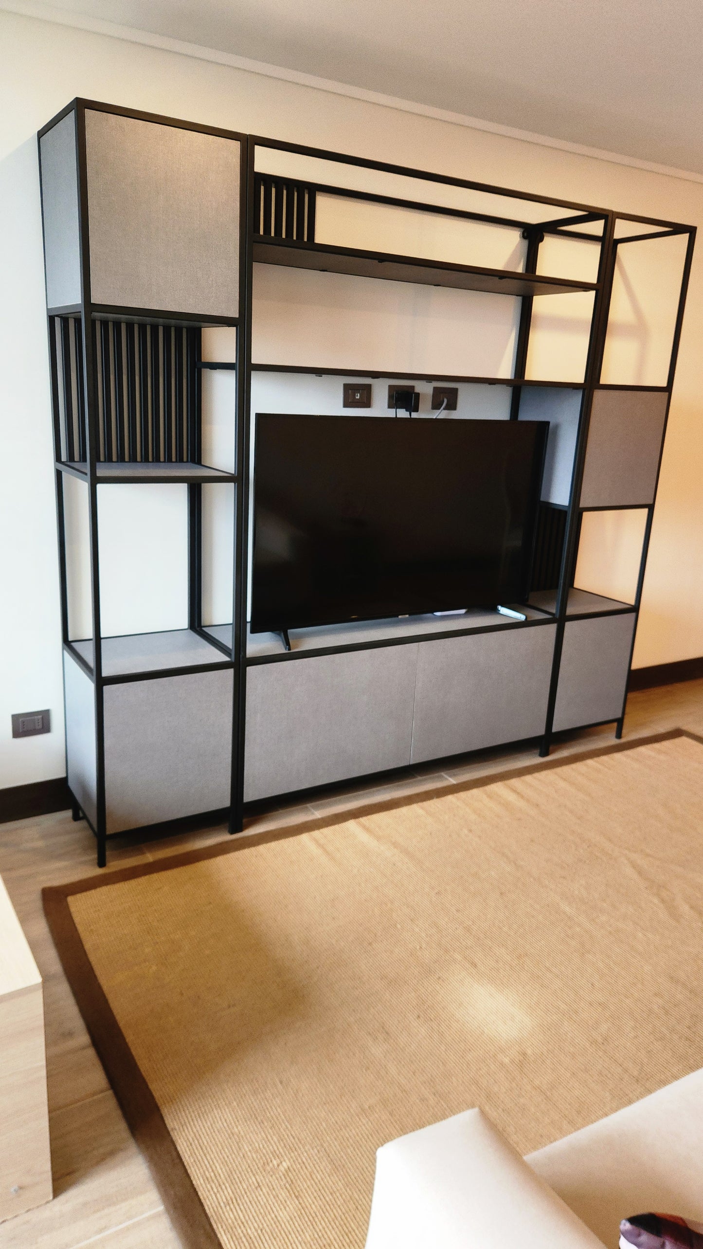 Centro Multifuncional Fabricado a Medida