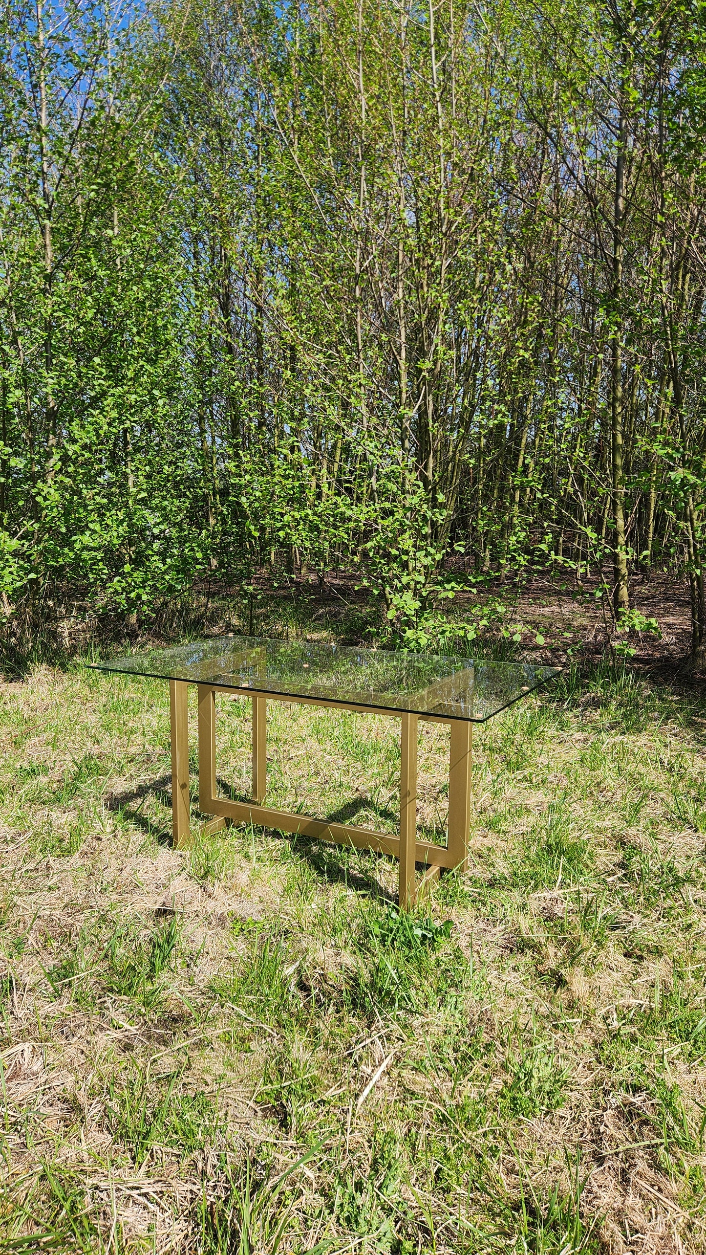 MESA DE COMEDOR – Vidrio Templado 10 mm + Base Metálica (Negro o Dorado)