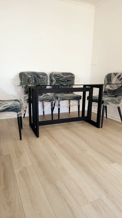 MESA DE COMEDOR – Vidrio Templado 10 mm + Base Metálica (Negro o Dorado)