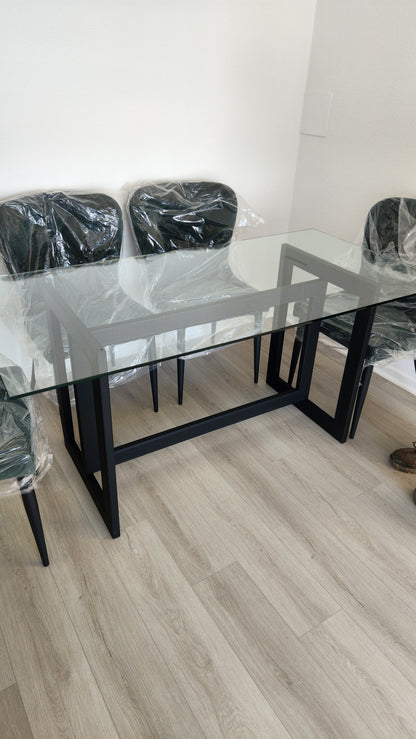 MESA DE COMEDOR – Vidrio Templado 10 mm + Base Metálica (Negro o Dorado)