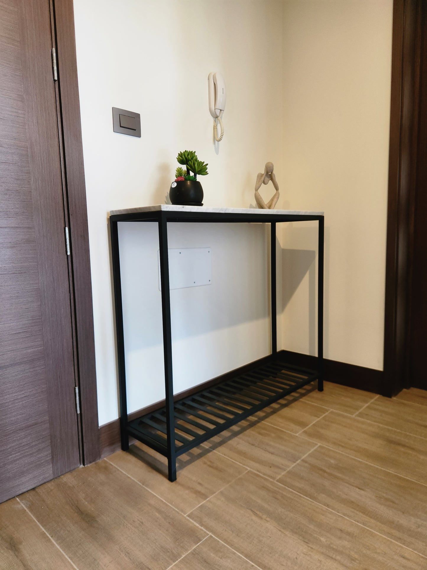 ARRIMO 100×30×90 cm – Cubierta Mármol Carrara + Repisa Inferior