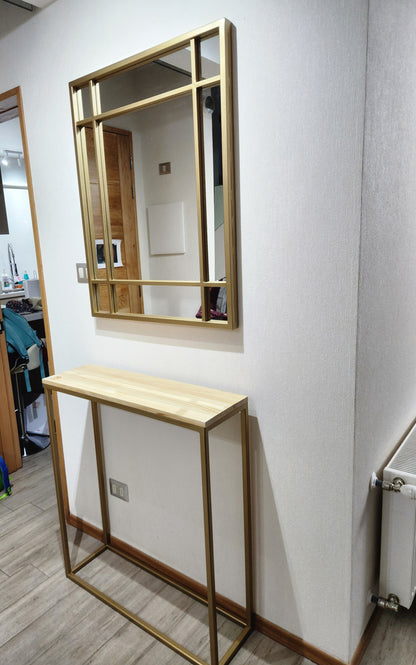 ARRIMO 80×25×90 cm – Estructura Dorada + Cubierta de Pino Radiata