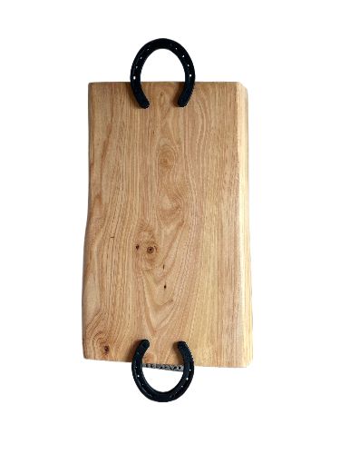 Tabla de Picoteo de Ciprés – 32 × 56 cm – Espesor 4,8 cm