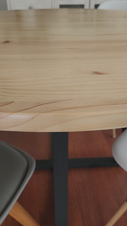 MESA DE COMEDOR REDONDA – 100 cm – Pino Radiata 30 mm + Base Metálica